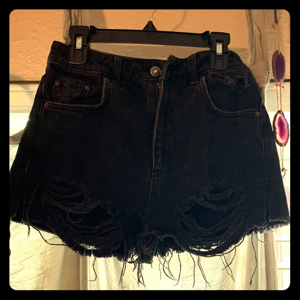 Black distressed denim shorts!